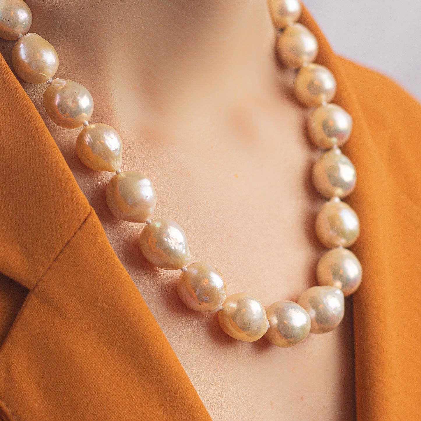 Collar perla recultivada grande