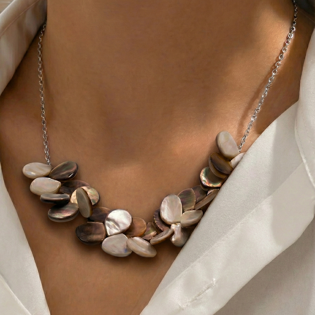 Collar Nacar Flower