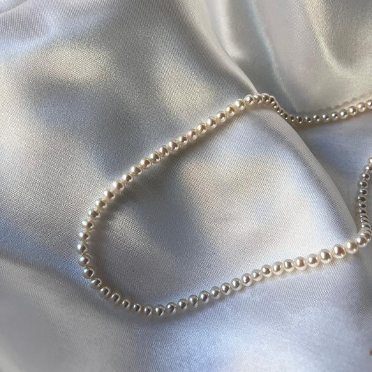 Collar perlas de cultivo petite alta calidad