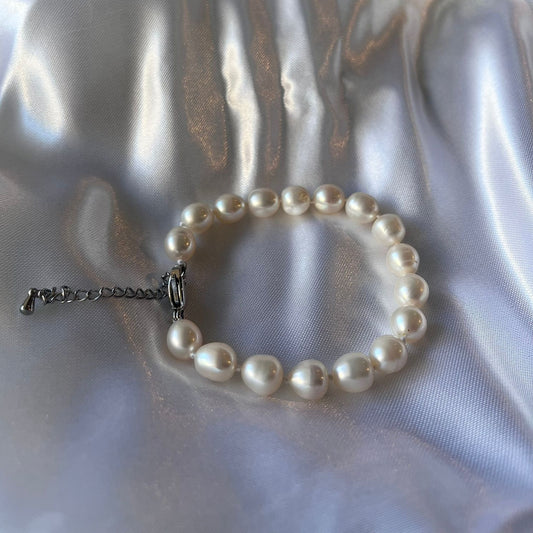 Pulsera de perlas de alta calidad en forma gota