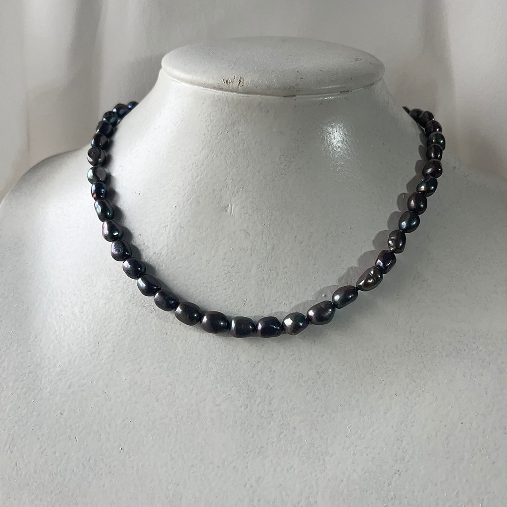 Collar de perlas gota barroca
