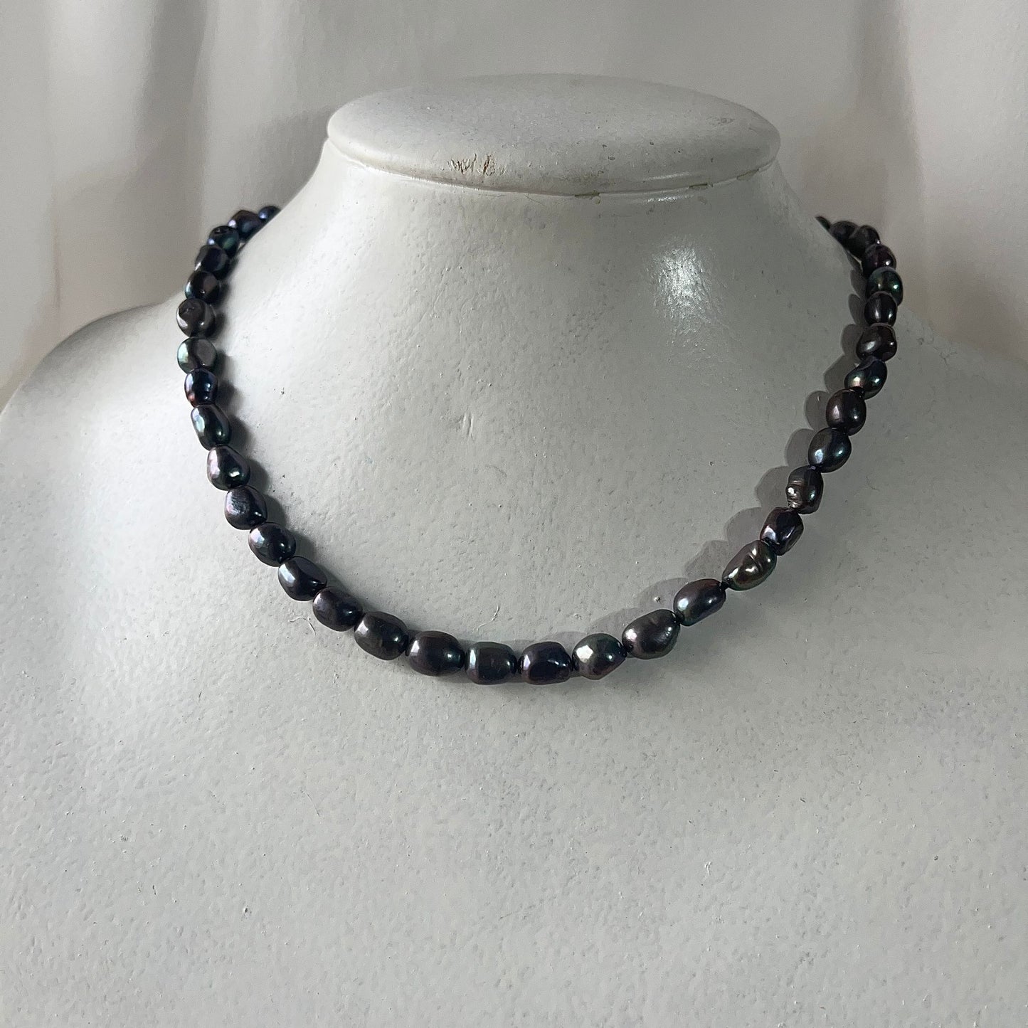 Collar de perlas gota barroca