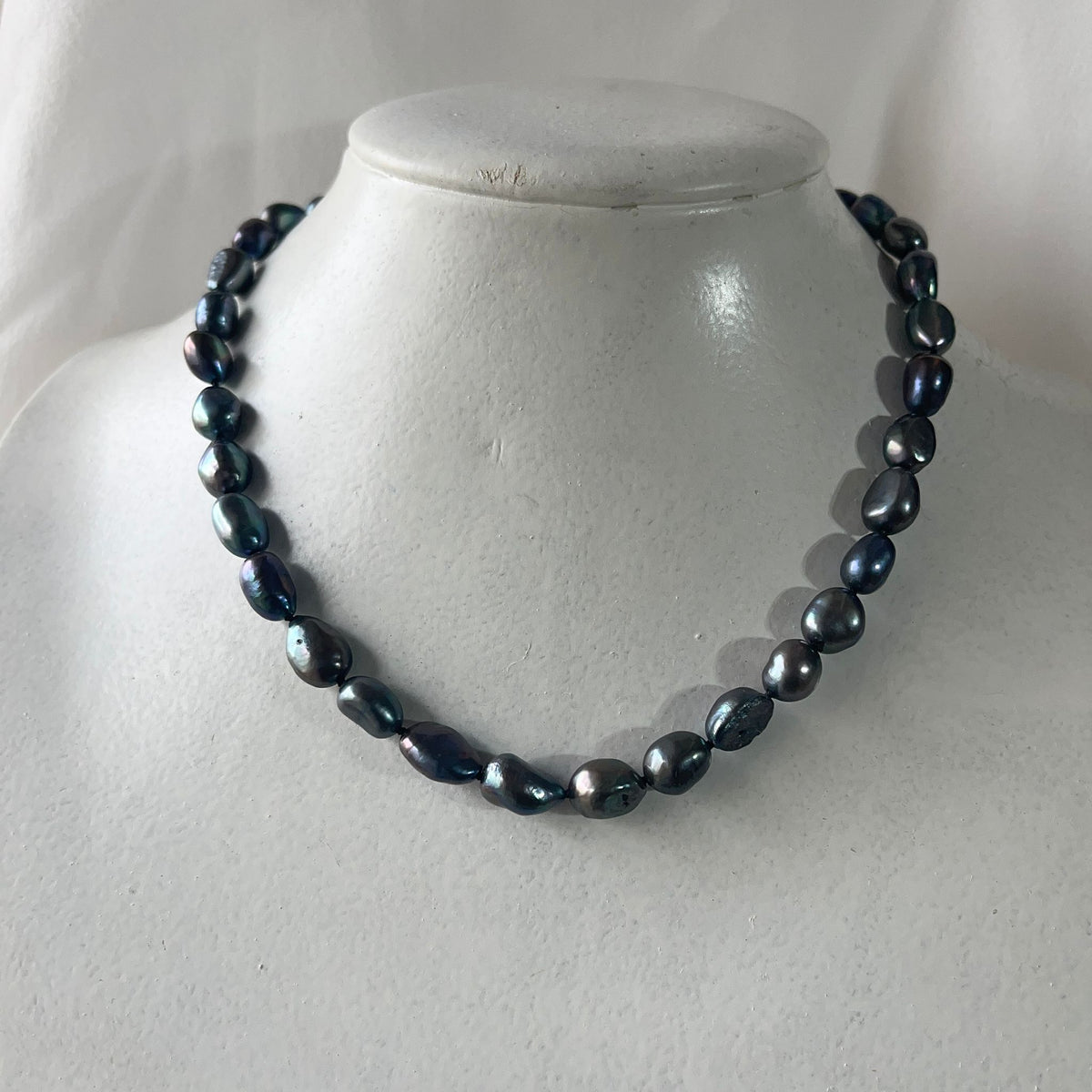 Collar de perlas gota barroca
