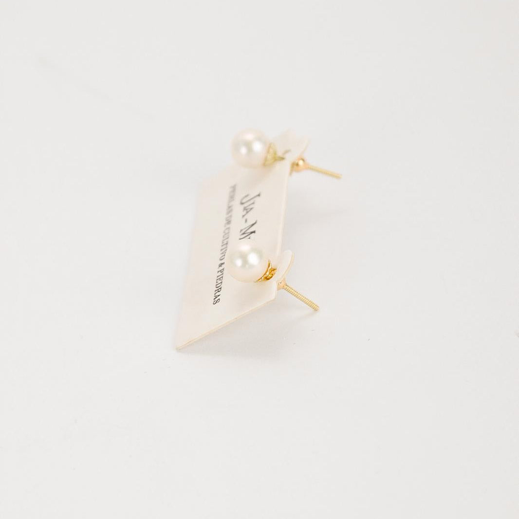 Caravanas de perlas y  oro 18k
