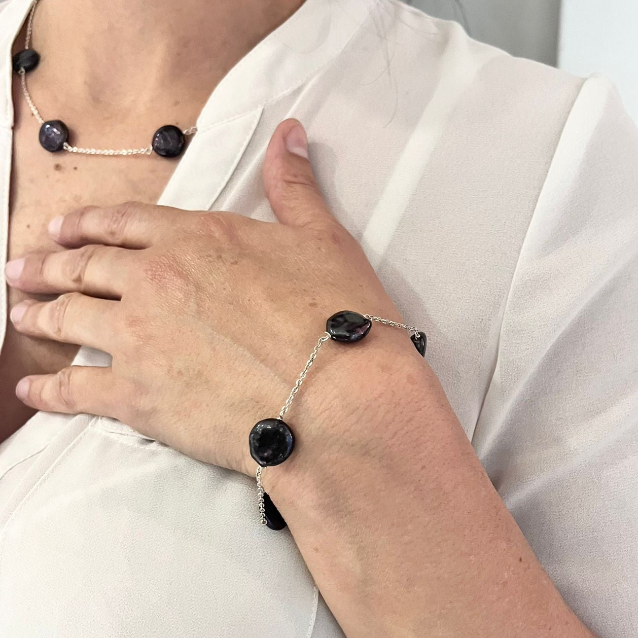 Pulsera de Plata y Perla Moneda