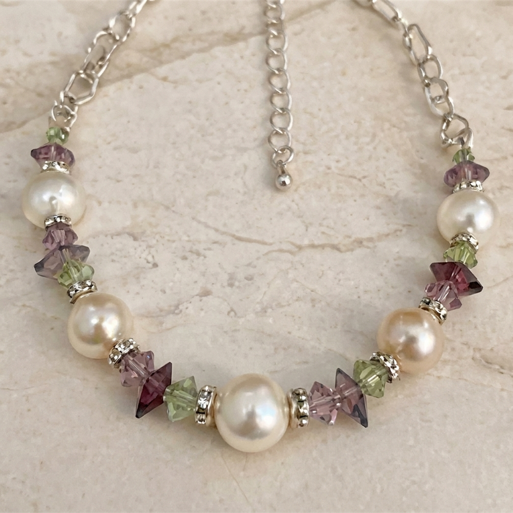 Collar Selene de perlas de cultivo Edison y cristales Swarovski